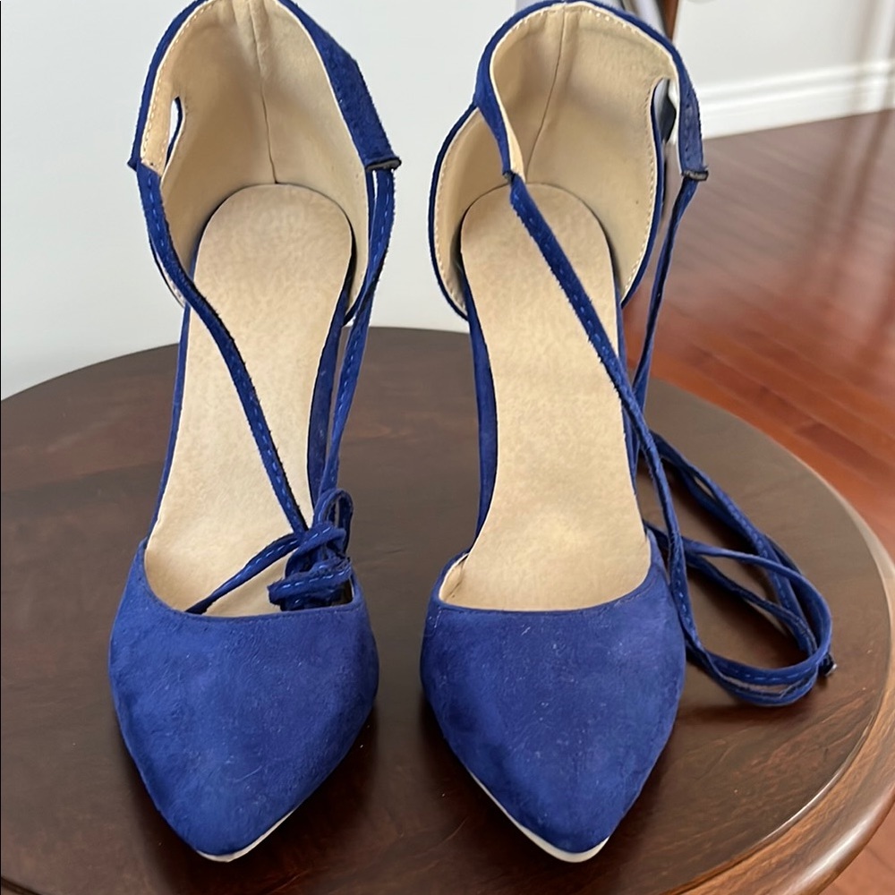 Source Unknown Blue Heels with Ankle Straps New never worn